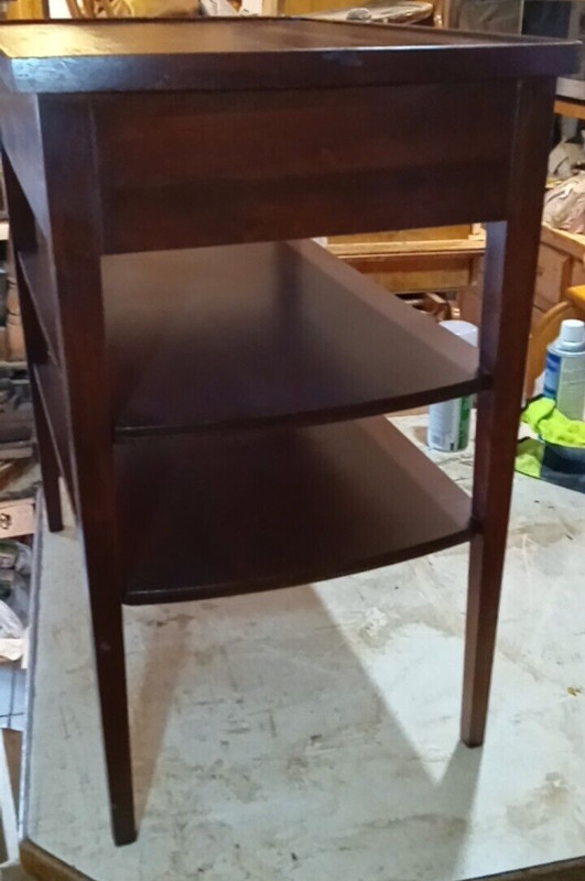 Mid Century Mahogany Hepplewhite End Table by Mersman (JLC-ET168) gallery