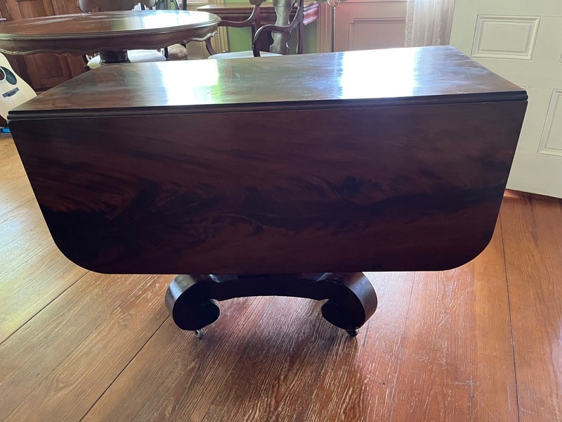 Antique 1825-1850 American Empire Drop Leaf Table w/ 2 Drawer gallery
