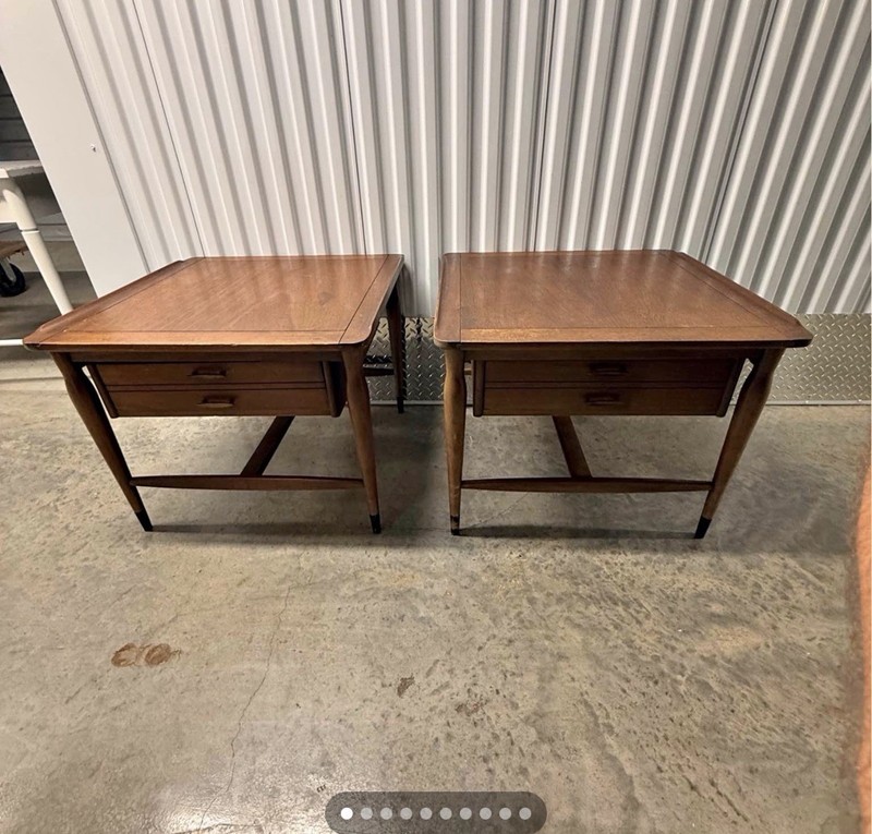 Mid Century Modern Vintage Pair Of End Tables Unknown Designer