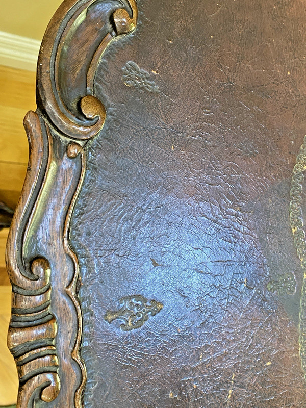 Beautiful Antique Chippendale Pie Crust, Claw & Ball Feet Style Tilt Top Table gallery