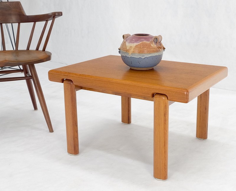 Danish Mid Century Modern Solid Teak Legs Compact Rectangle Coffee Table MINT! gallery