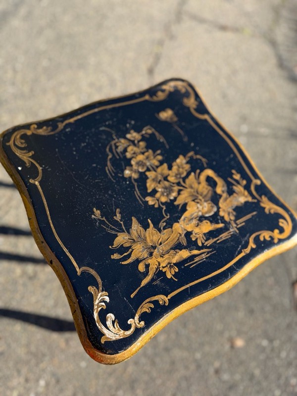 Vintage Mid-Century Chinoiserie Black Lacquer & Gilt Nesting Tables - Set of 3 gallery