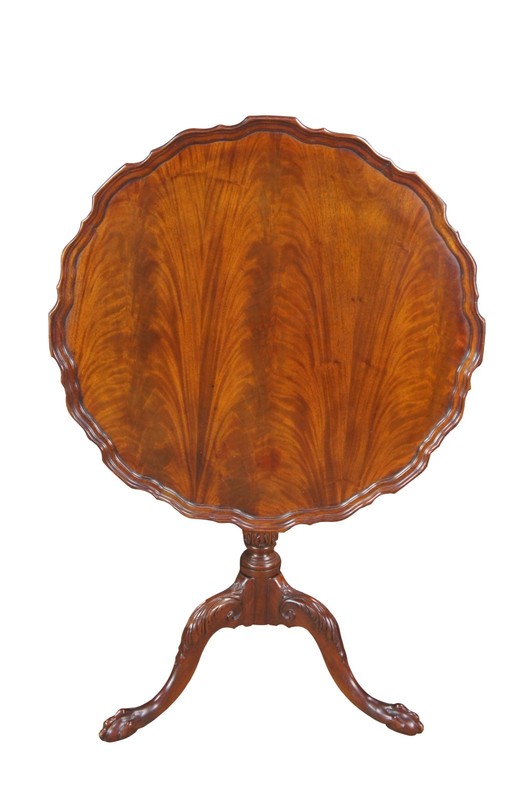 Vintage George II Style American Flame Mahogany Pie Crust Tilt Top Tea Table