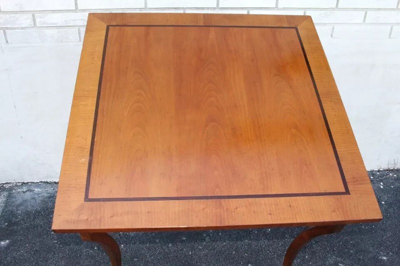 Great Italian Neo-Classical Inlaid Yew Wood Breakfast Game Side Table gallery