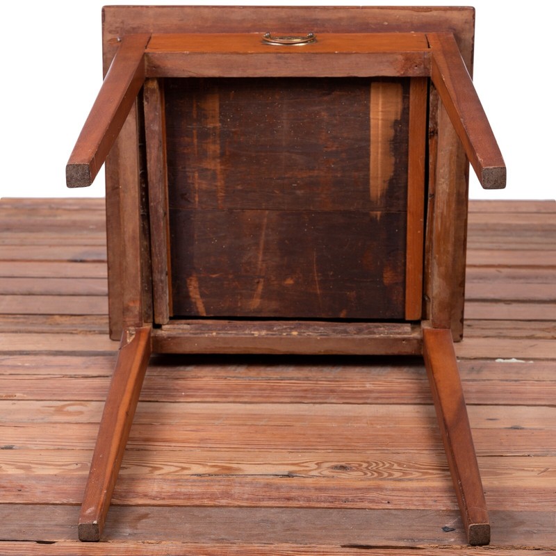 Hepplewhite Cherry One Drawer Stand gallery