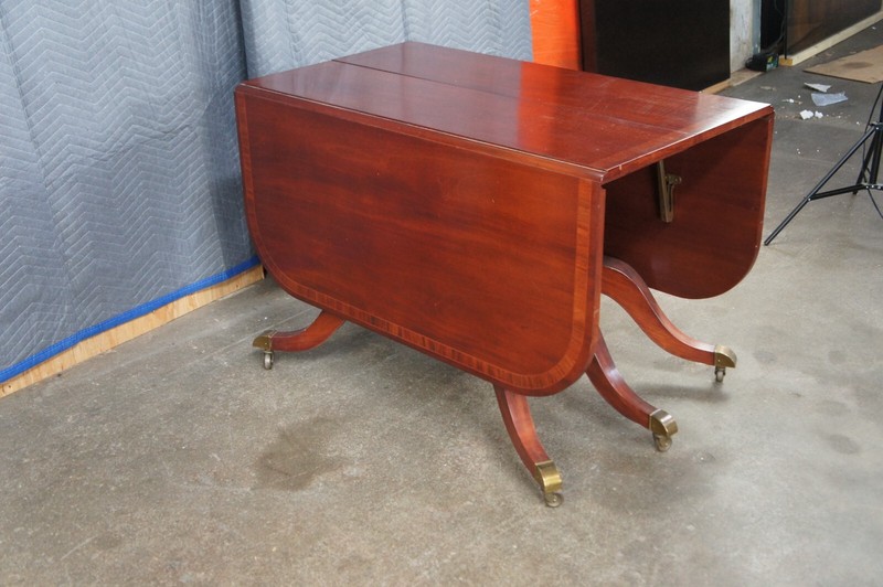 Union National Mid Century Duncan Phyfe Style Mahogany Drop Leaf Dining Table gallery