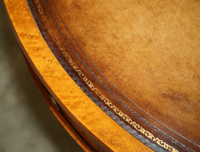 RESTORED ORIGINAL ANTIQUE SHERATON SATINWOOD BROWN LEATHER LIBRARY CENTRE TABLE gallery