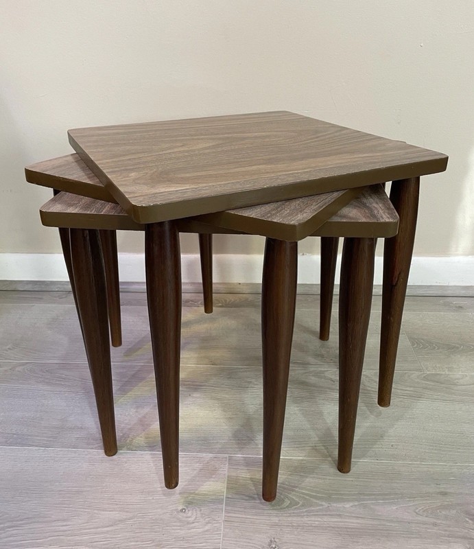 Vintage Mid-Century Modern Square Nesting / Stacking Tables / Set of 3 / Rare