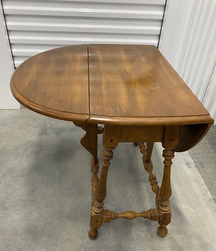 Mid-Century American Classical Drop Leaf End Table gallery