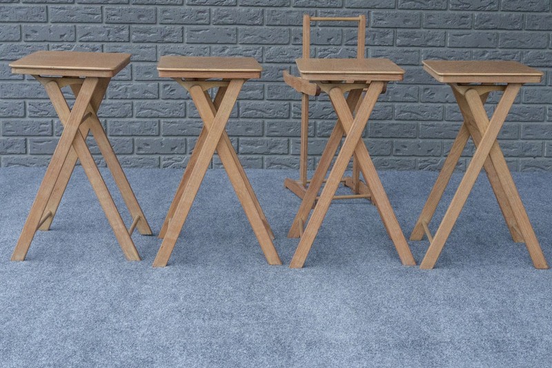 Set of 4 Mid Century Modern Blond Oak Wood TV Trays w/ Stand gallery