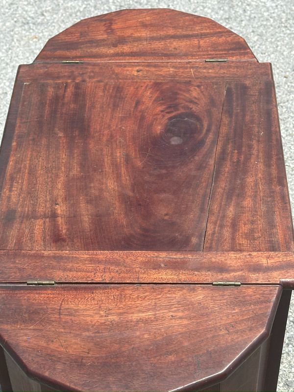 antique 1800s walnut sewing stand table Lancaster pa provenance Washington gallery