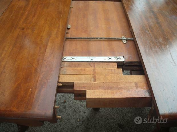 Antique Maple Gateleg Dining Table. gallery