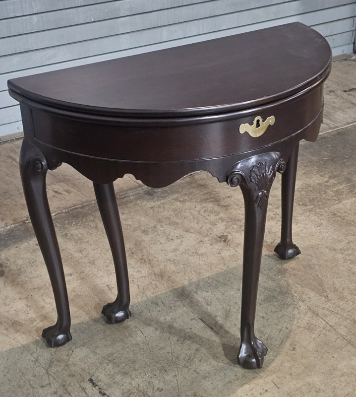 Kittinger Williamsburg Mahogany Hall Table Game Table CW 156 Claw & Ball gallery
