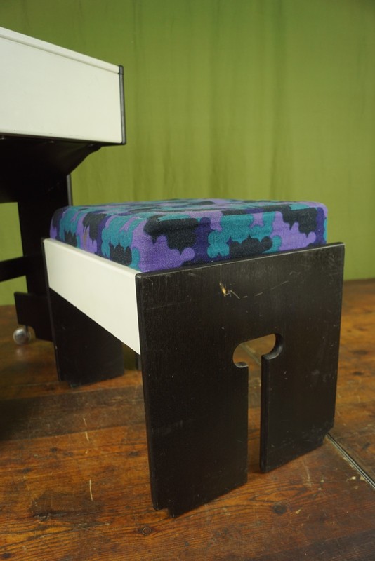 Vintage Sewing Table Desk & Stool Space Age 70s Retro gallery