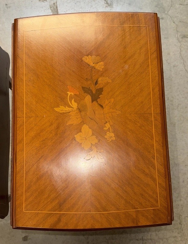 Pair Of 1920’s Inlaid French Style Marquetry Inlaid Drop Leaf End Tables gallery