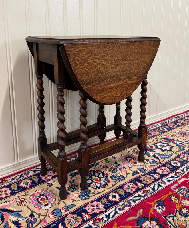 Antique English Table Drop Leaf Gateleg Barley Twist Oak Oval c. 1920-30s gallery