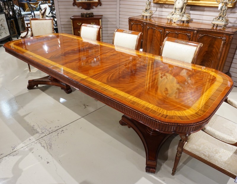 Beautiful 10′ Heavy traditional flamed mahogany 2 pedestal formal dining table