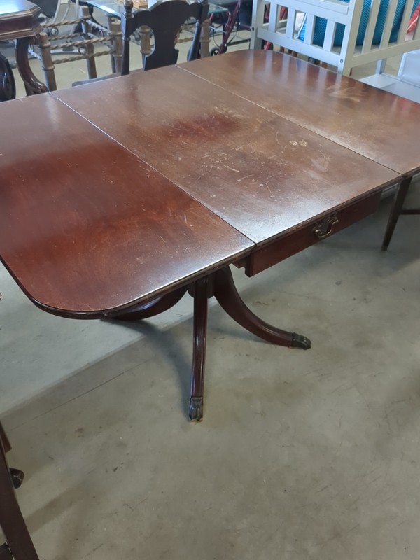 Duncan Phyfe Dining Room Dropleaf Table gallery