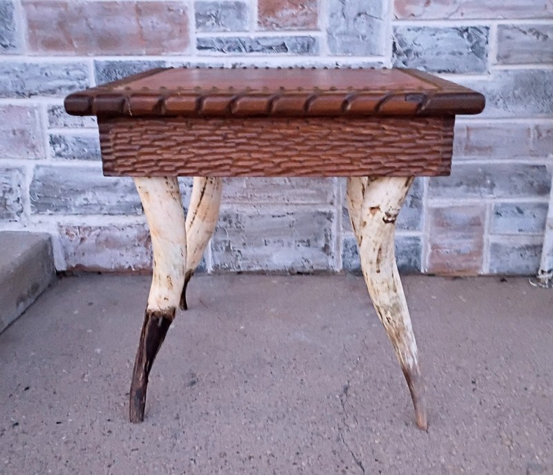 Vintage Mid Century Square Leather Top Bull Cow Horn Leg End Side Table gallery