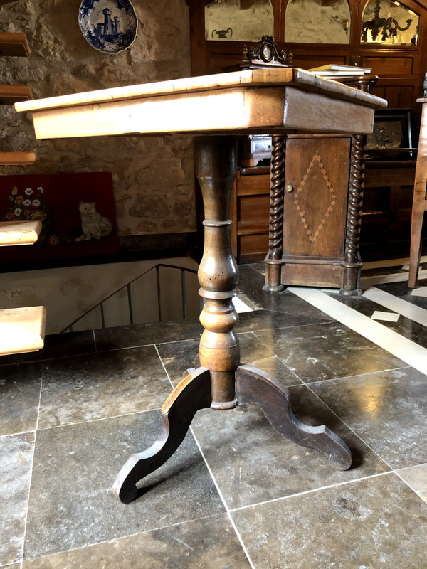 Unique antique coffee table with chessboard - Sorrentino Style - Early 1800s gallery