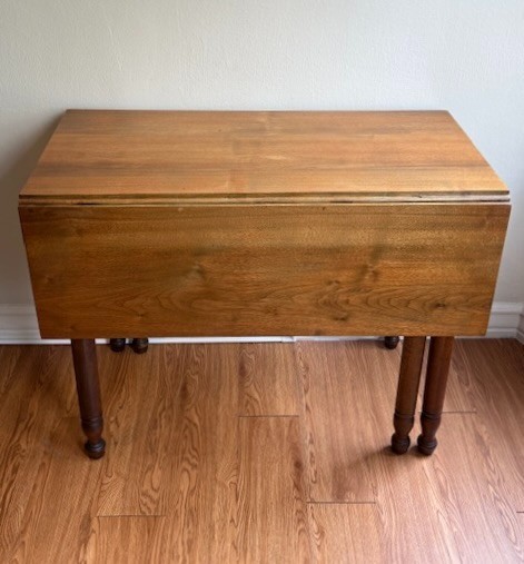Antique American Colonial Gateleg Drop Leaf Farmhouse Dining Table gallery