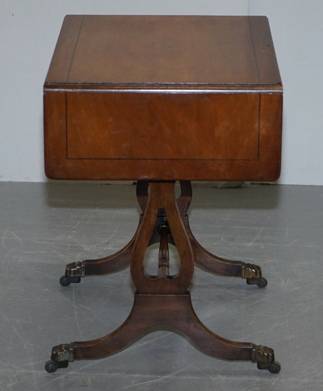 STUNNING BEVAN FUNNELL EXTENDING LIGHT WALNUT SIDE END LAMP WINE CARD TABLE gallery