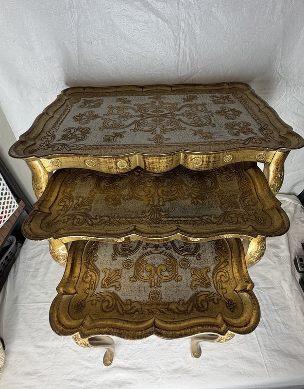 Vintage Gold White Italian Florentine Antique Tone Nesting Tables Set of Three gallery