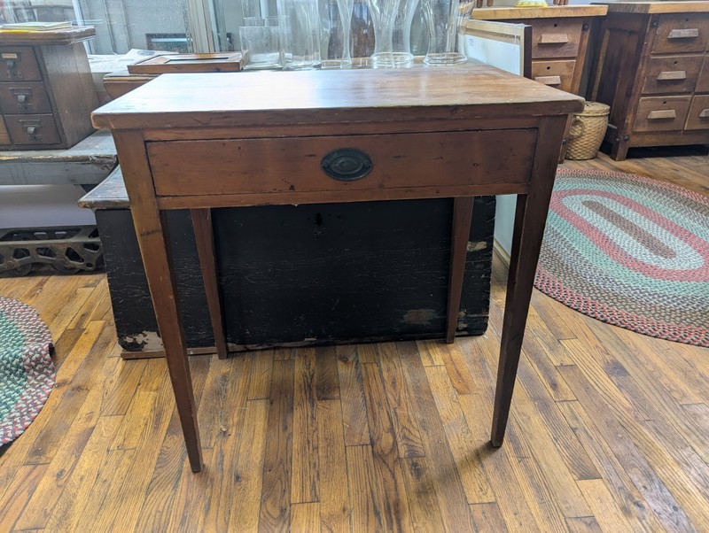 C. 1825 Yellow And White Pine Table Lower Delaware