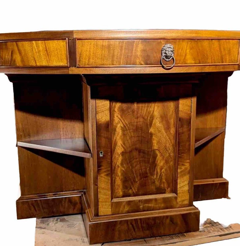 Large, professionally handcrafted Sheraton Crotch mahogany drum / Rent Table gallery