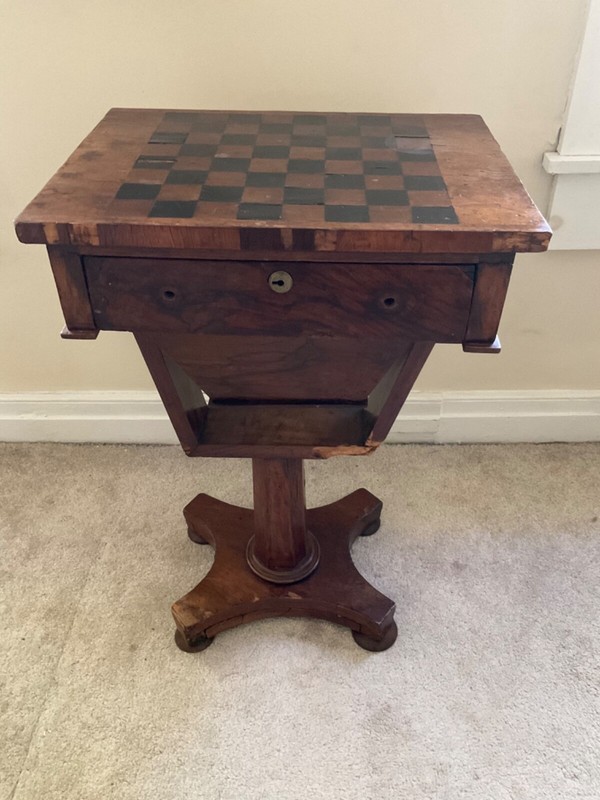 C. 1830s Work- and Chess-Table, Rosewood, William IV, England ca.