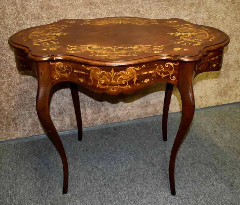 Antique Inlaid Mahogany Renaissance Revival Turtle Top Table gallery