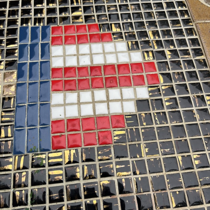 Rare MCM 1950s Arts And Crafts Movement Handmade Tiled Coffee Table Patriotic gallery