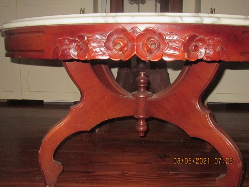 Victorian Hand Carved Solid Mahogany Table w/ Italian Marble Top(READ,10 photos)
