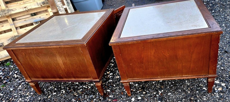 Gorgeous Mid Century Walnut? Set End Tables With Travertine Top VTG HTF Has Flaw gallery