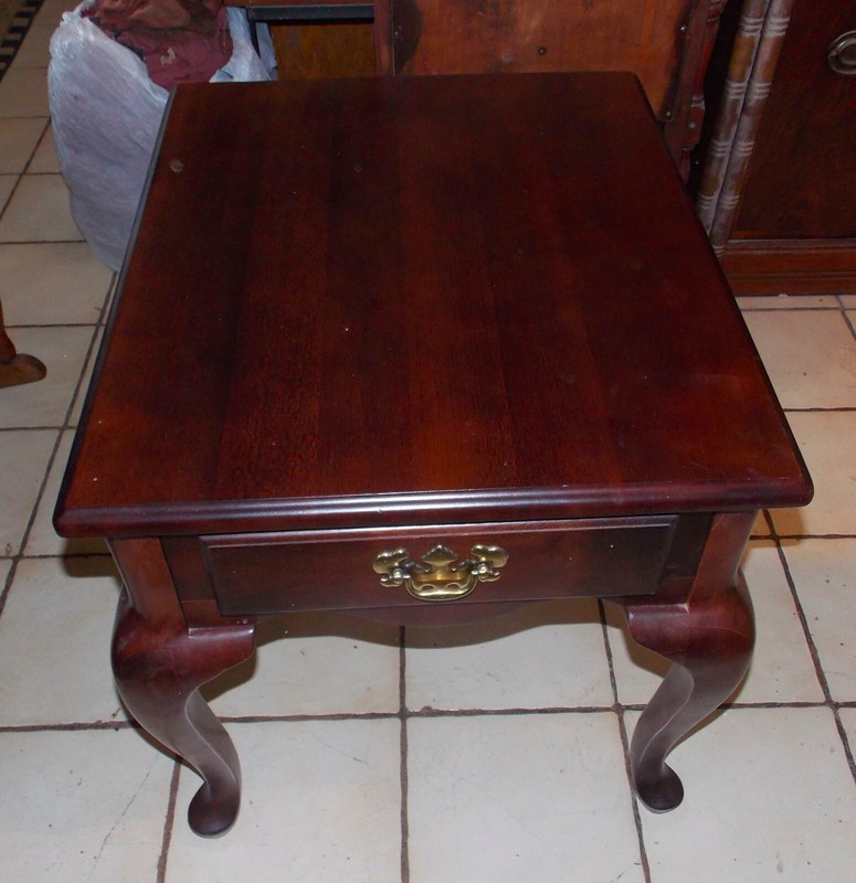 Solid Cherry End Table / Side Table (ET102)