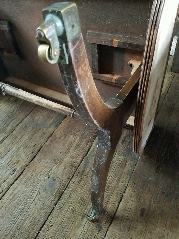 Antique English Coffee Or Side Table with drop leaf gallery
