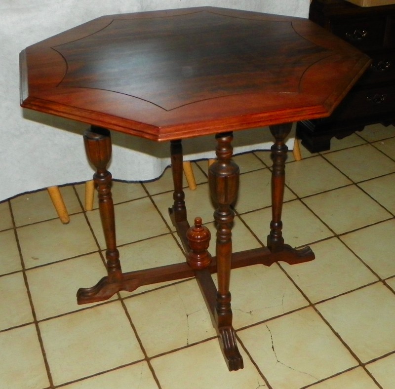 Mid Century Cherry St. Johns Lamp Table / Center Table (PRT5) gallery
