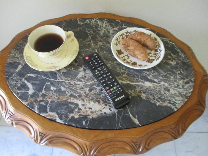 antique marble top coffee table vtg side table walnut accent table ship $60.00 gallery