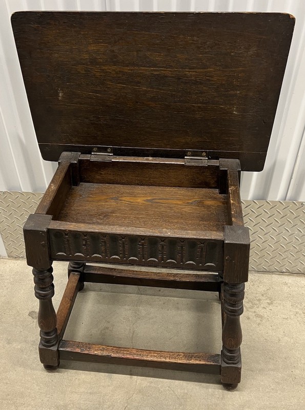 Antique 1910's William & Mary Style English Tavern Table Side Stool Oak -CanShip gallery