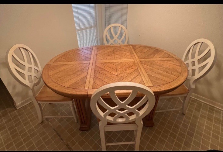 Drexel Heritage Dining Kitchen table & Chairs Adjustable Walnut Country French gallery