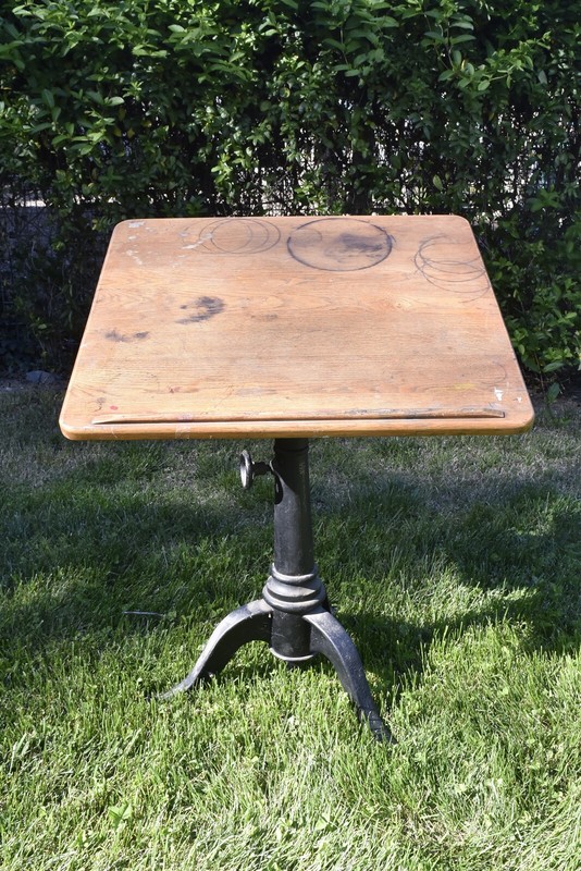 Antique KEWAUNEE DRAFTING TABLE CAST IRON BASE CRANK ADJUSTABLE DRAWER HTF 06592