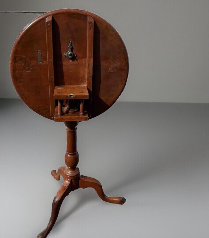 Antique American Cherry Birdcage Tilt Top Table with Rimmed Edge, C 1760