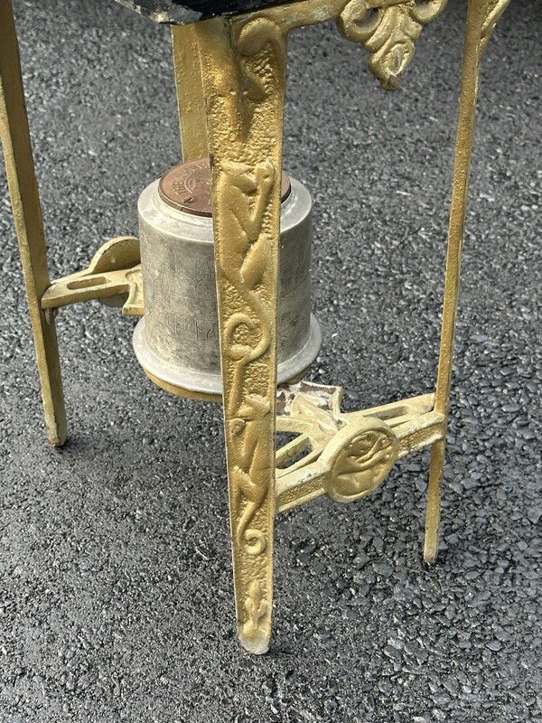 ANTIQUE ART DECO INDUSTRIAL CAST IRON BRONZE MONKEY SIDE TABLE TOBACCO STAND gallery