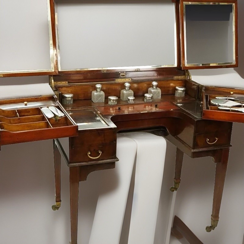 MRS PATRICK CAMPBELL’S VANITY. An important Piece Of Theater History .