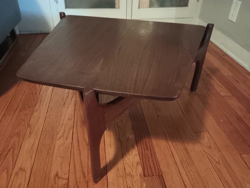 vintage American modern table for screen room lounge chair
