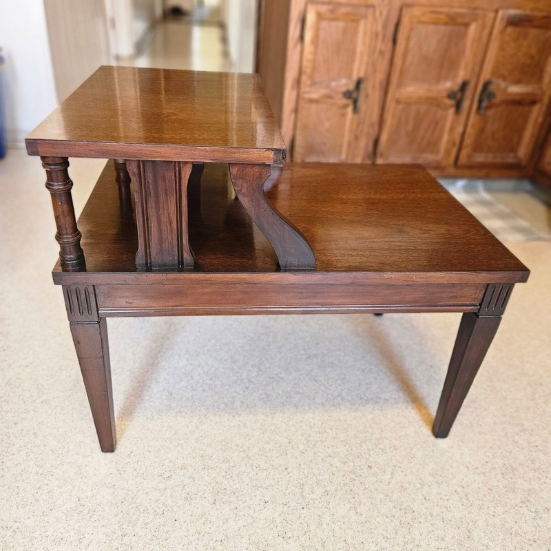Vintage, 1970s, MCM Mid Century Mersman 55-1 2-Tier Mahogany End Table – Restore gallery