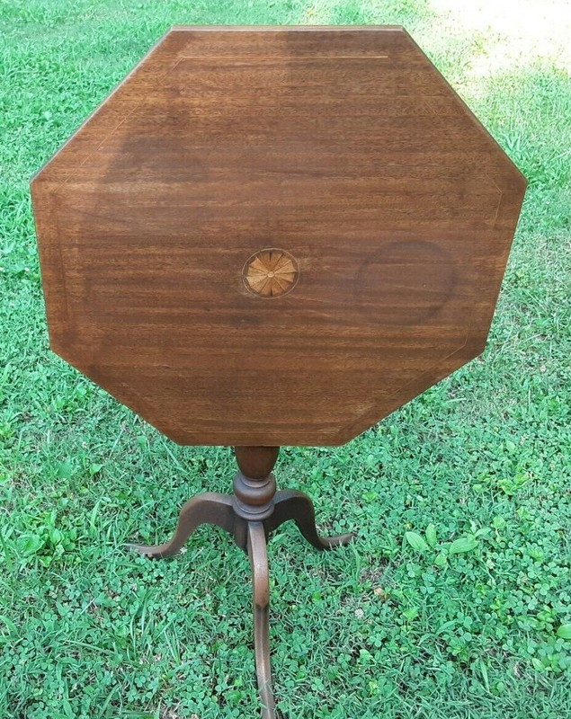 Antique Wooden Tilt Top Table With Fan Inlay Design (Mahogany?) Stamp 131 27"h