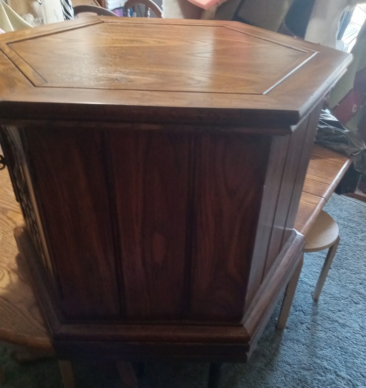 Mid Century Oak Hexagon End Table / Side Table (ET192) gallery