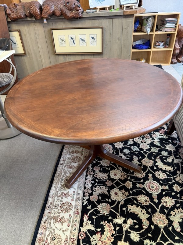 Glenn Of California Walnut MCM Pedestal Dining Table W/ 3 Leafs