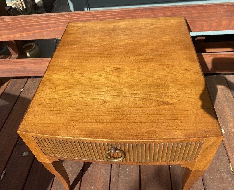 Baker Mid Century Regency Style Side Table Free Local Pickup in Los Angeles Area gallery